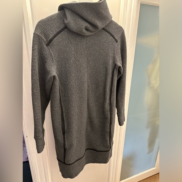 lululemon athletica Dresses & Skirts - Lululemon On  Repeat Dress